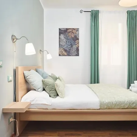 Aparthotel Hotiday Castello 3*